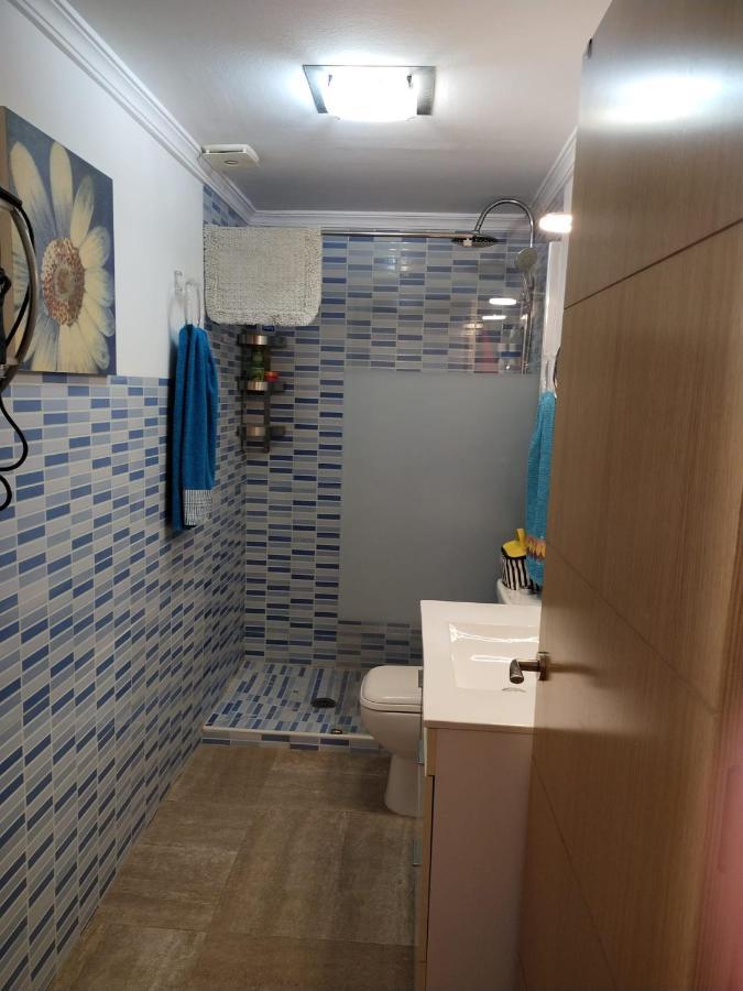 Carihuela La Luna Sun&Beach Apartment Torremolinos Bagian luar foto