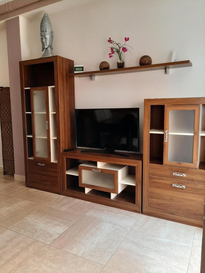 Carihuela La Luna Sun&Beach Apartment Torremolinos Bagian luar foto