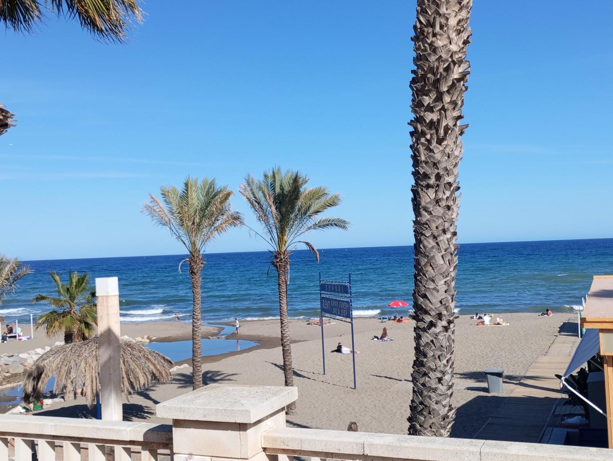 Carihuela La Luna Sun&Beach Apartment Torremolinos Bagian luar foto